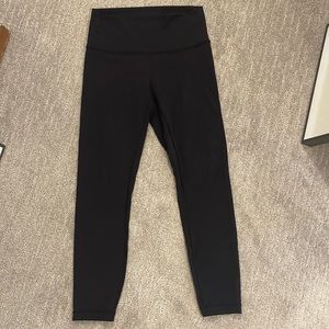 Lululemon, high rise, wunder-under leggings.